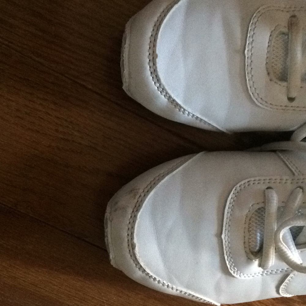 Cheer shoes - Picture 4 of 4